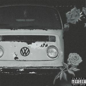 沟厕全景偷拍美女撒尿
